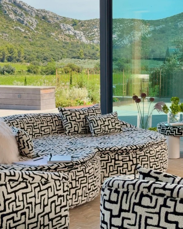 Canapé SURF bouclette Galery dans villa contemporaine l Berengere Leroy