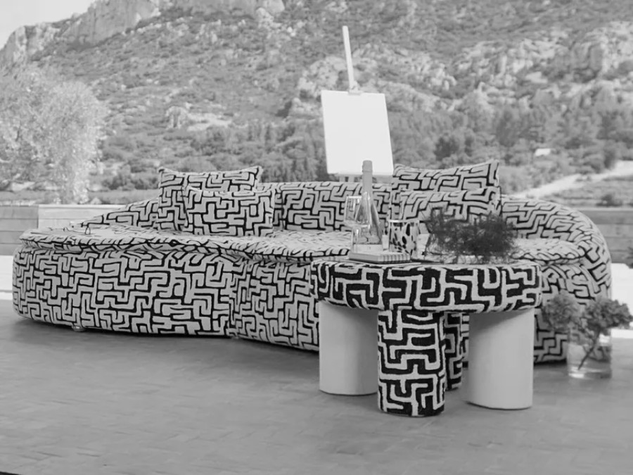 SURF & ONIRIQ : les canapés bouclette qui font entrer le salon dans le design de collection 1 Canapés SURF & ONIRIQ en bouclette Galery – Design sculptural Berengere Leroy